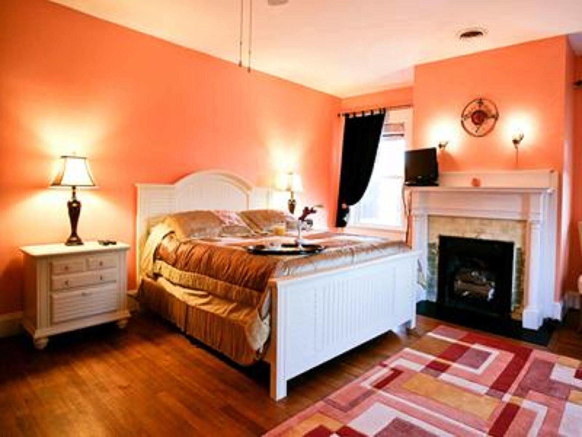 Simply Divine Hotel Dunn Bagian luar foto